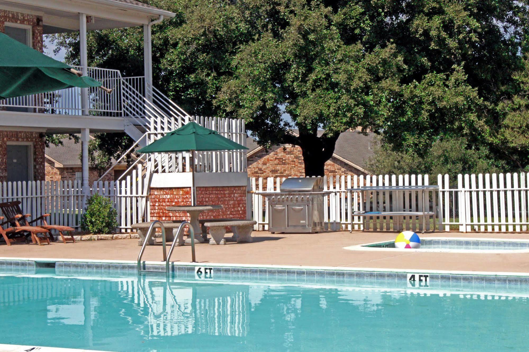 Lake View Inn Granbury Exteriér fotografie